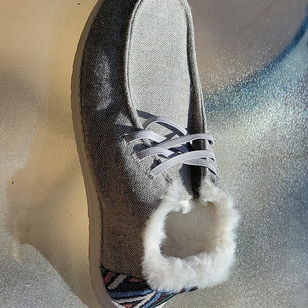 Women's Tommy Bahama casual shoe